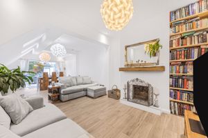 Photo 15- click for photo gallery